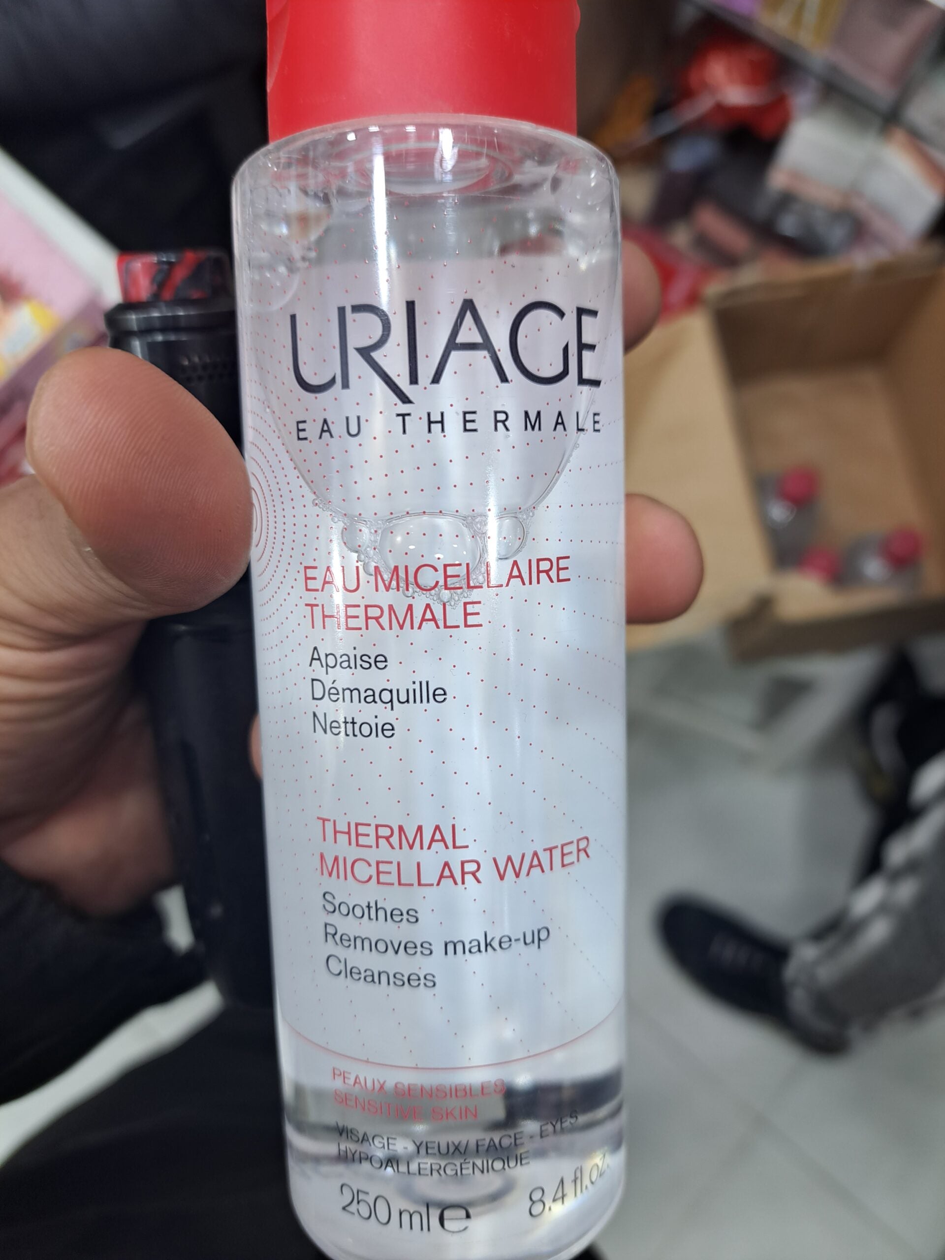URIAGE EAU MICELLAIRE THERMALE –PEAUX SENSIBLES-250ml